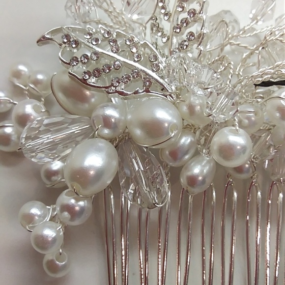 Cezanne New Pearl & Rhinestone Hair Comb